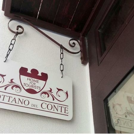 מלון קונברסאנו Il Sottano Del Conte מראה חיצוני תמונה